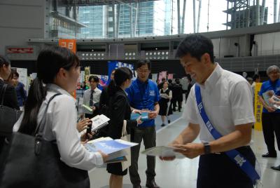 戸田市をアピールする市長