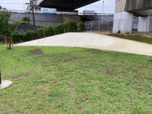 環境空間戸田1緑地・緑道芝生広場の写真