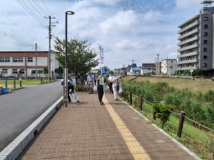 2023清掃イベント「笹目川Let's Pick Up!」清掃活動の写真