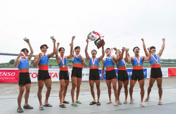第103回全日本ローイング選手権大会優勝時の写真