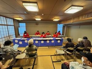 大正琴の発表の様子